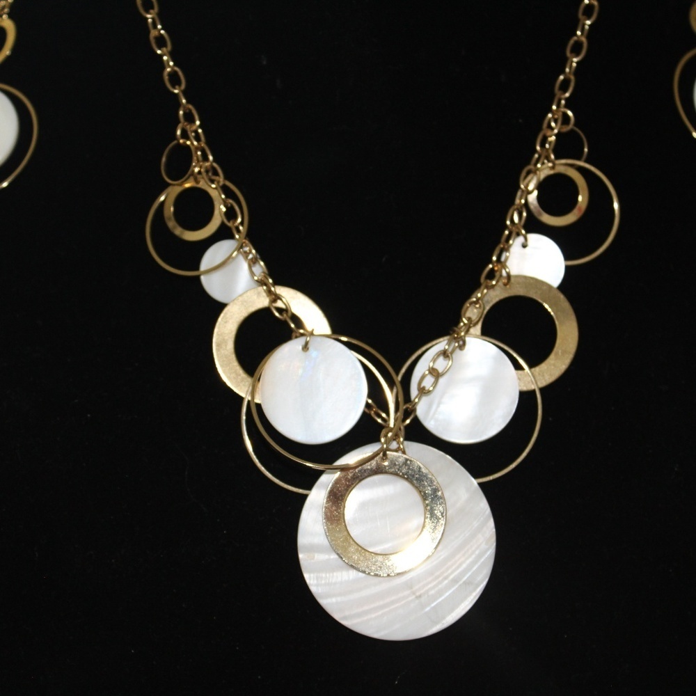 Gold and Shell Circle Necklace and Earrings Set